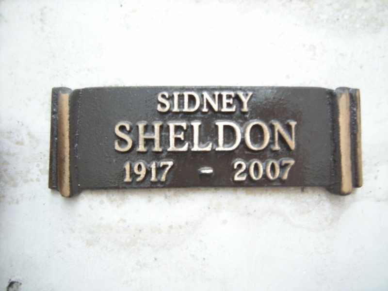 Захоронение Шелдона Сидни.