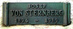 Захоронение Штернберга Джозефа фон.