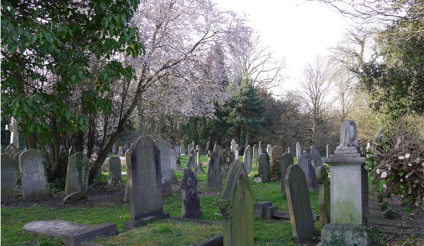 Кладбище и крематорий Патни-Вейл, Большой Лондон, Англия.