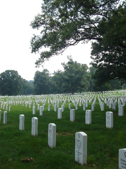 Арлингтонское национальное кладбище.